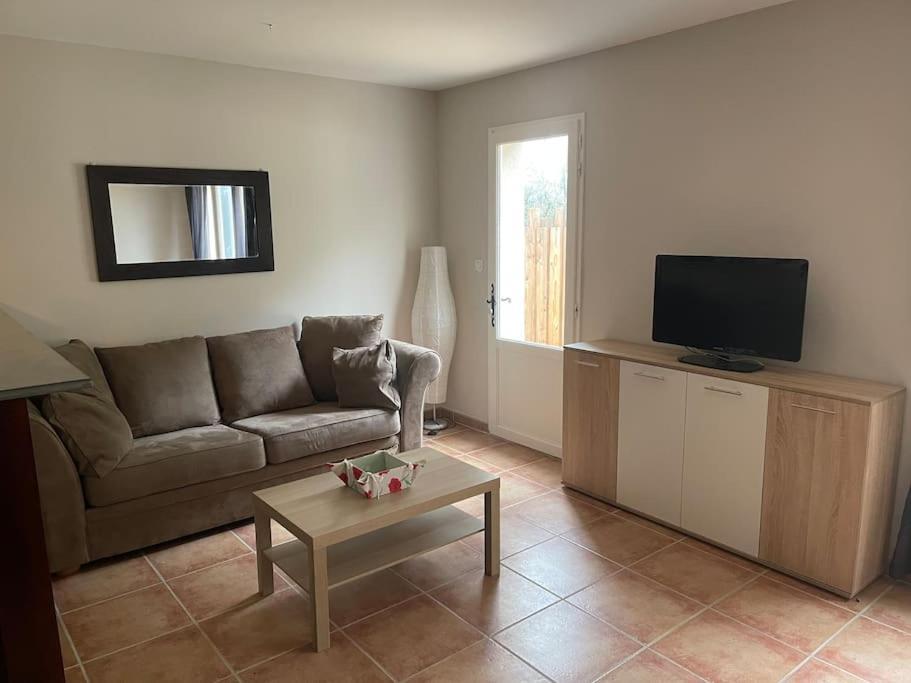 Chez Laura Pres Du Pont D'Arc Villa Salavas Dış mekan fotoğraf